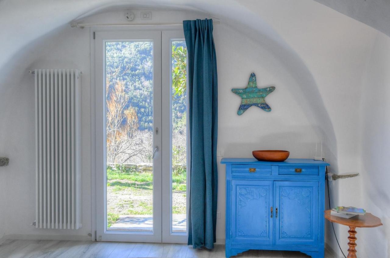 Antica Casa Del Canto Iara - Private Parking Calice Ligure Exteriör bild