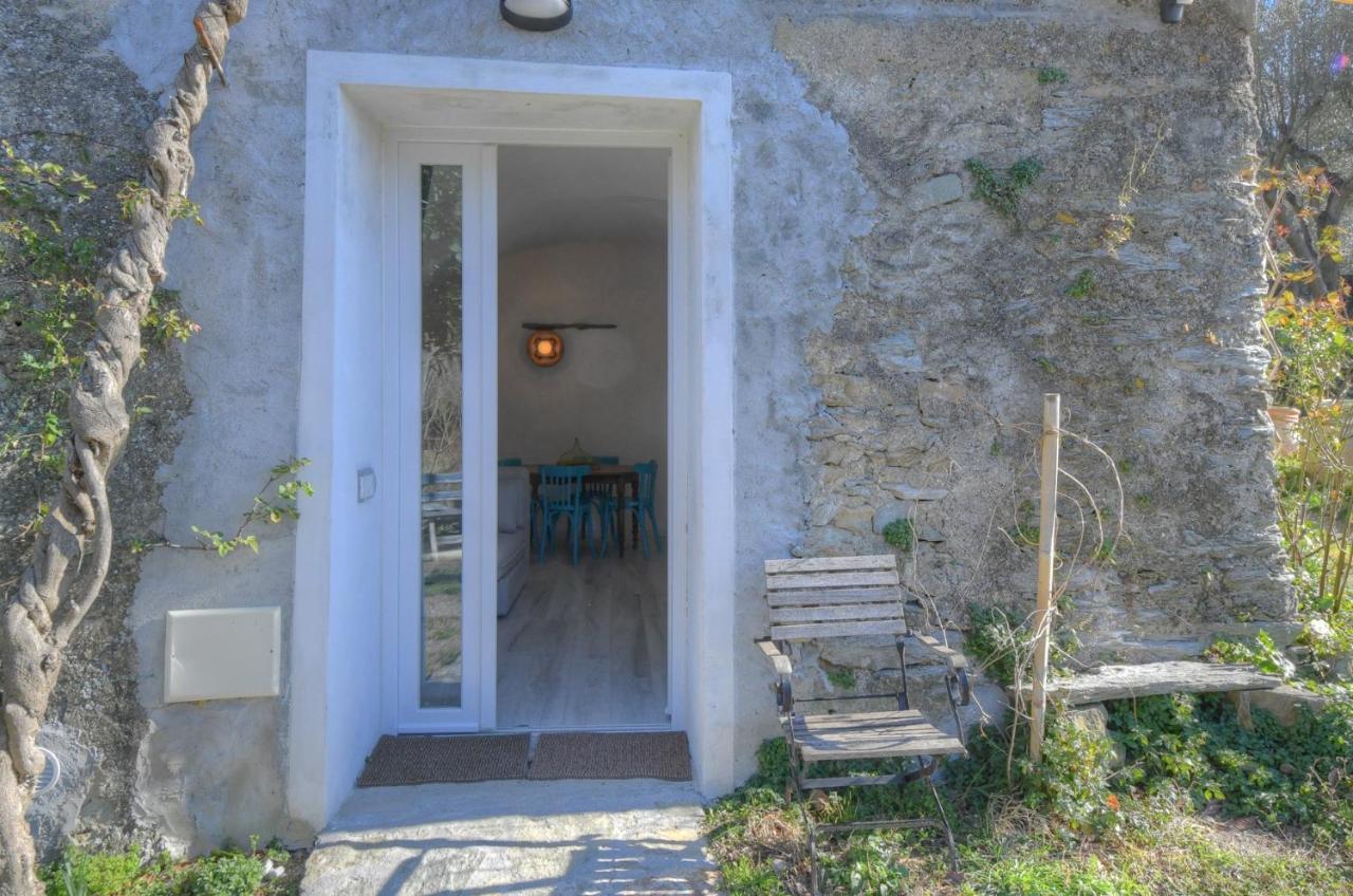 Antica Casa Del Canto Iara - Private Parking Calice Ligure Exteriör bild